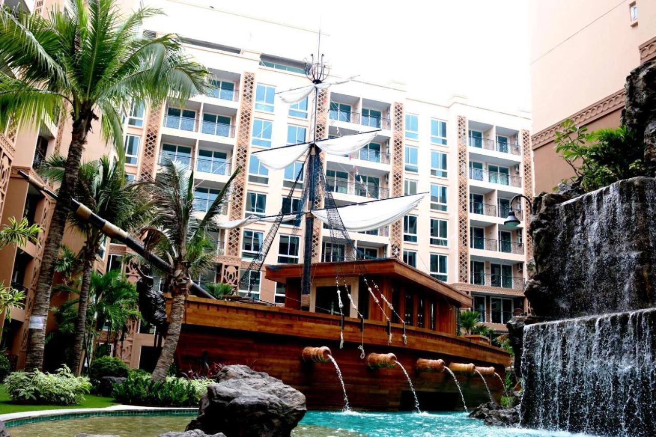 Appartamento Atlantis Waterpark Jomtien Beach Esterno foto